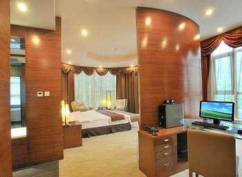 Luanchuan Re-Channel Ferry Lake Hotel Gucheng (Henan) Exterior foto